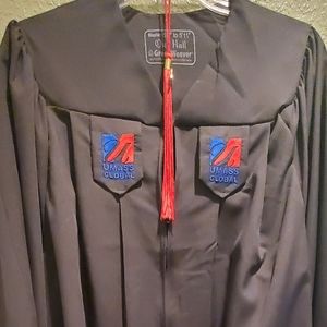 UMass Global Masters Cap and Gown (University of Massachusetts Global)